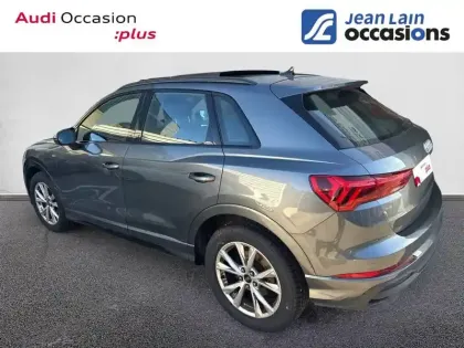 Photo 6 Audi Q3  35 TFSI 150 ch S tronic 7