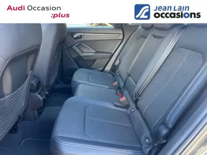 Photo 16 Audi Q3  35 TFSI 150 ch S tronic 7