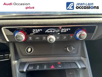 Photo 13 Audi Q3  35 TFSI 150 ch S tronic 7