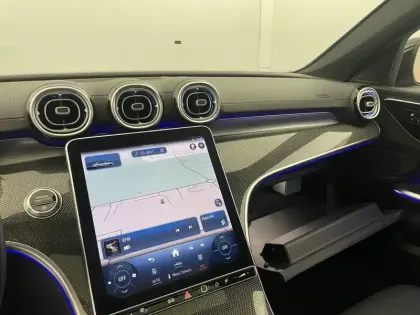 Photo 93 Mercedes Classe C  200 9G-Tronic