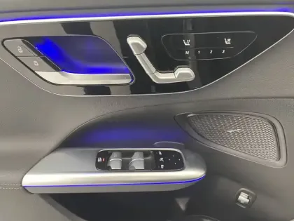 Photo 95 Mercedes Classe C  200 9G-Tronic