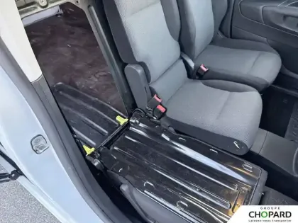 Photo 61 Peugeot Partner  FOURGON M 650 KG BLUEHDI 130 S&S EAT8