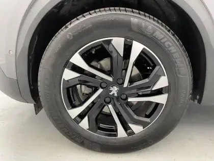 Photo 17 Peugeot 2008  PureTech 130 S&S EAT8