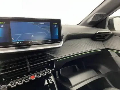 Photo 34 Peugeot 208  Electrique 50 kWh 136ch