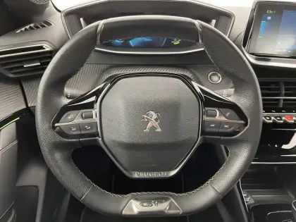 Photo 22 Peugeot 208  Electrique 50 kWh 136ch