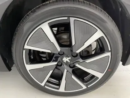 Photo 17 Peugeot 208  Electrique 50 kWh 136ch