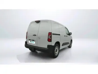 Photo 35 Opel Combo -E CARGO M 800 KG ELECTRIQUE 100 KW BATTERIE 50 KWH