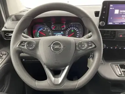 Photo 18 Opel Combo -E CARGO M 800 KG ELECTRIQUE 100 KW BATTERIE 50 KWH