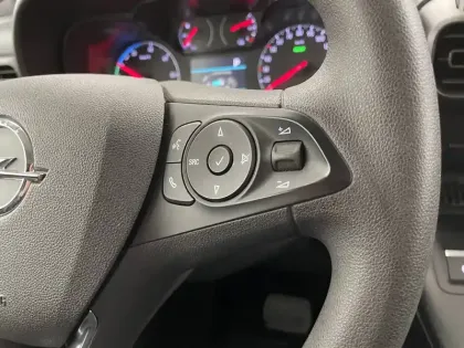 Photo 24 Opel Combo -E CARGO M 800 KG ELECTRIQUE 100 KW BATTERIE 50 KWH