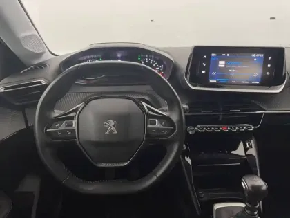 Photo 21 Peugeot 208  PureTech 100 S&S BVM6