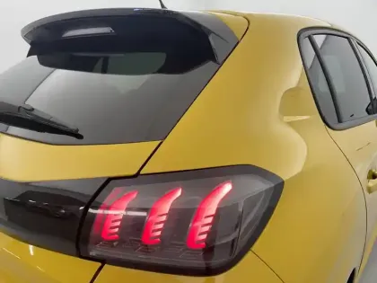 Photo 24 Peugeot 208  PureTech 100 S&S BVM6