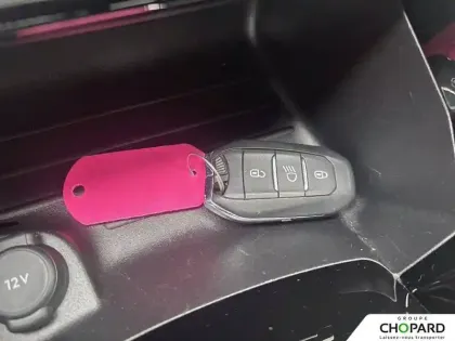 Photo 20 Peugeot 2008  PureTech 130 S&S EAT8