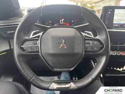 Photo 15 Peugeot 2008  PureTech 130 S&S EAT8