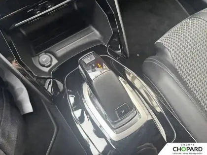 Photo 21 Peugeot 2008  PureTech 130 S&S EAT8