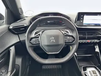 Photo 8 Peugeot 2008  PureTech 130 S&S EAT8