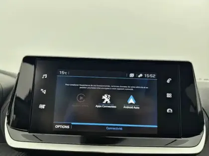 Photo 18 Peugeot 2008  PureTech 130 S&S EAT8