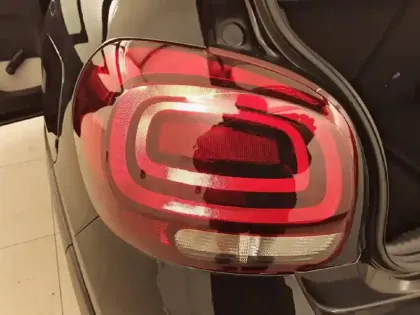 Photo 16 Citroën C3 Gén. III Ph2 Shine Business 5