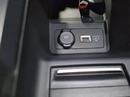 Photo 25 Peugeot 308  PHEV 180 e-EAT8