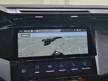 Photo 18 Peugeot 308  PHEV 180 e-EAT8