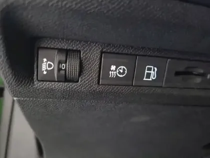 Photo 29 Peugeot 308  PHEV 180 e-EAT8