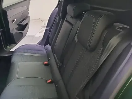 Photo 11 Peugeot 308  PHEV 180 e-EAT8