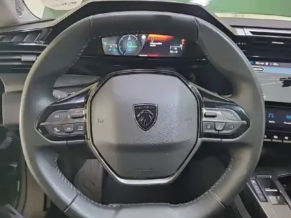 Photo 8 Peugeot 308  PHEV 180 e-EAT8