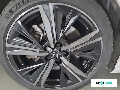 Photo 43 Peugeot 308  PHEV 225 e-EAT8