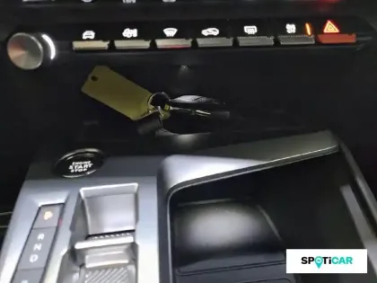 Photo 55 Peugeot 308  PHEV 225 e-EAT8