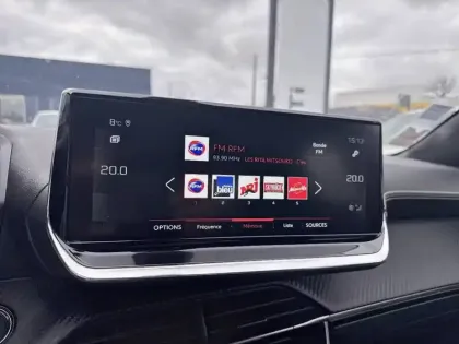 Photo 41 Peugeot 2008  PureTech 130 S&S EAT8