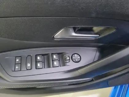 Photo 140 Peugeot 308  PureTech 130ch S&S BVM6