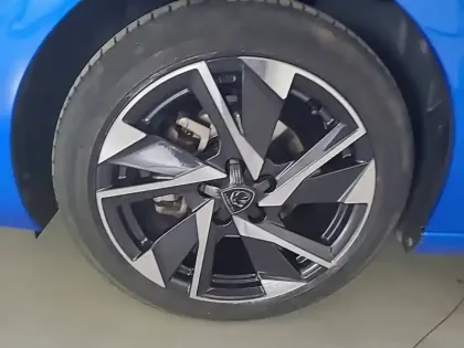 Photo 58 Peugeot 308 Gén. III Ph1 Allure Pack 5