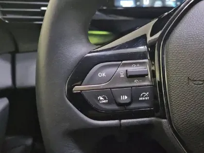 Photo 106 Peugeot 308  PureTech 130ch S&S BVM6