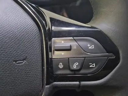 Photo 139 Peugeot 308  PureTech 130ch S&S BVM6