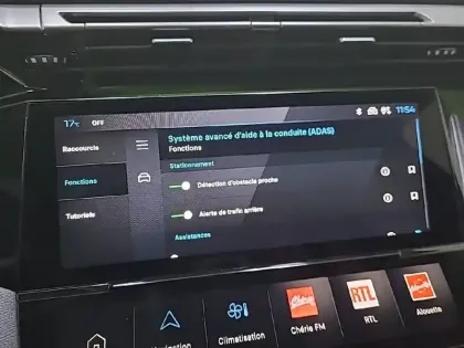 Photo 98 Peugeot 308  PureTech 130ch S&S BVM6