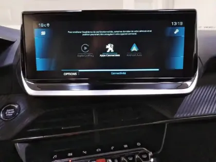 Photo 111 Peugeot 2008  PureTech 130 S&S EAT8