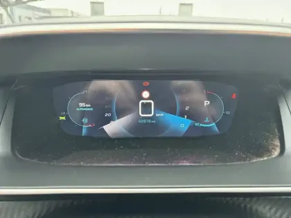 Photo 9 Peugeot 2008  PureTech 130 S&S EAT8