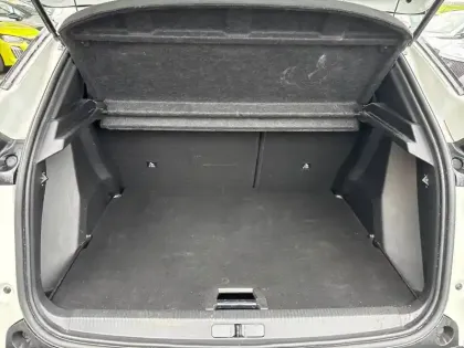 Photo 5 Peugeot 2008  PureTech 130 S&S EAT8