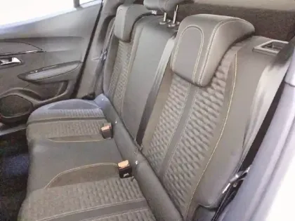 Photo 67 Peugeot 2008  PureTech 130 S&S EAT8