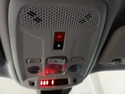 Photo 113 Peugeot 2008  PureTech 130 S&S EAT8