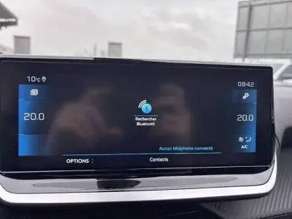 Photo 21 Peugeot 2008  PureTech 130 S&S EAT8