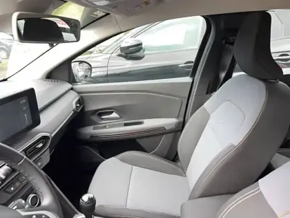 Photo 18 Dacia Sandero Gén. III (BJI) Ph2 Stepway Extreme 5