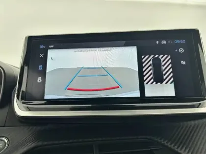 Photo 24 Peugeot 2008  PureTech 130 S&S EAT8