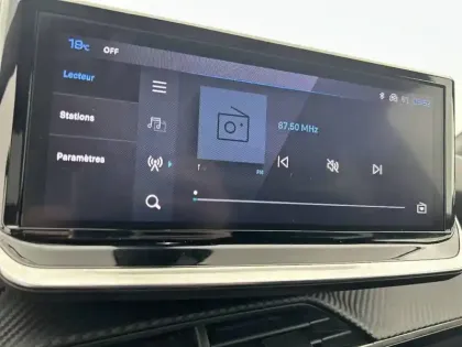 Photo 22 Peugeot 2008  PureTech 130 S&S EAT8