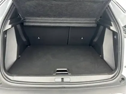 Photo 5 Peugeot 2008  PureTech 130 S&S EAT8