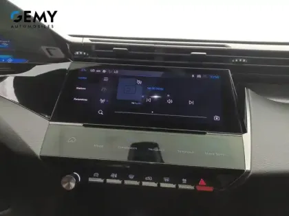 Photo 62 Peugeot 308  PHEV 225 e-EAT8