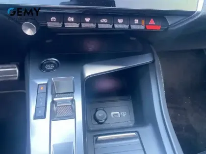 Photo 25 Peugeot 308  PHEV 225 e-EAT8