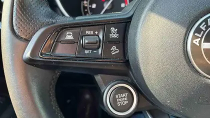 Photo 19 Alfa Romeo Stelvio  2.2 160 ch AT8