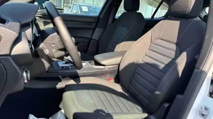 Photo 5 Alfa Romeo Stelvio  2.2 160 ch AT8