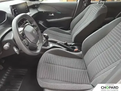 Photo 10 Peugeot 208  PureTech 75 S&S BVM5