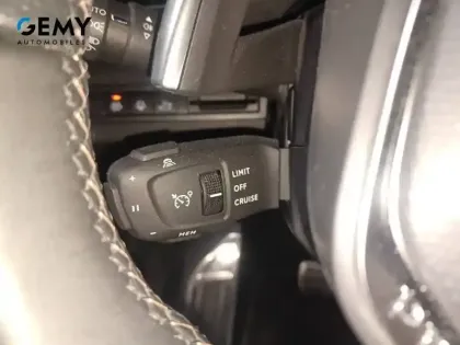 Photo 13 Peugeot 3008  Hybrid 136 e-DCS6